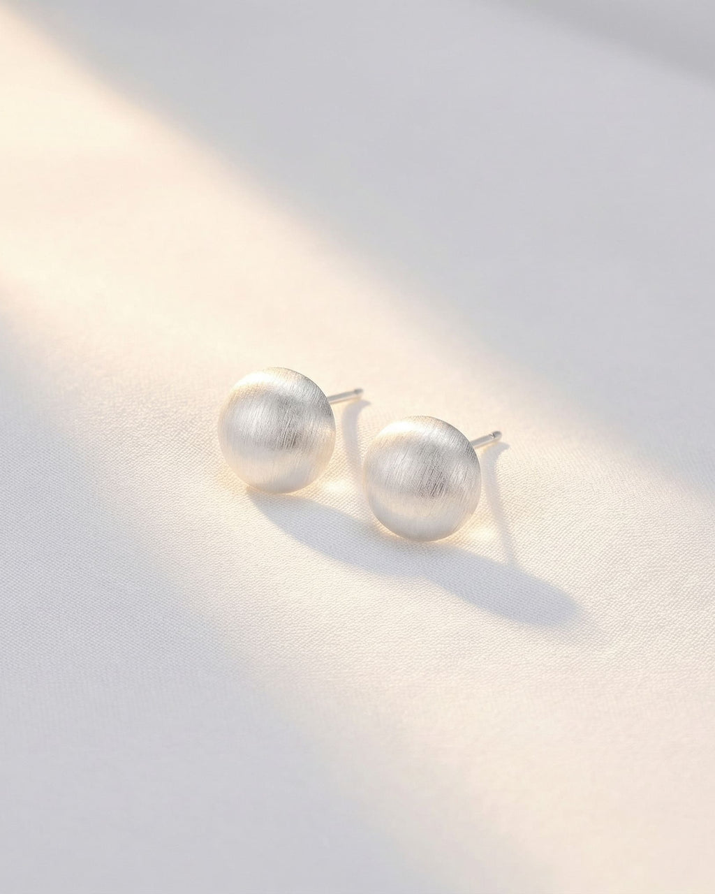 Silver Path-Brushed Finish